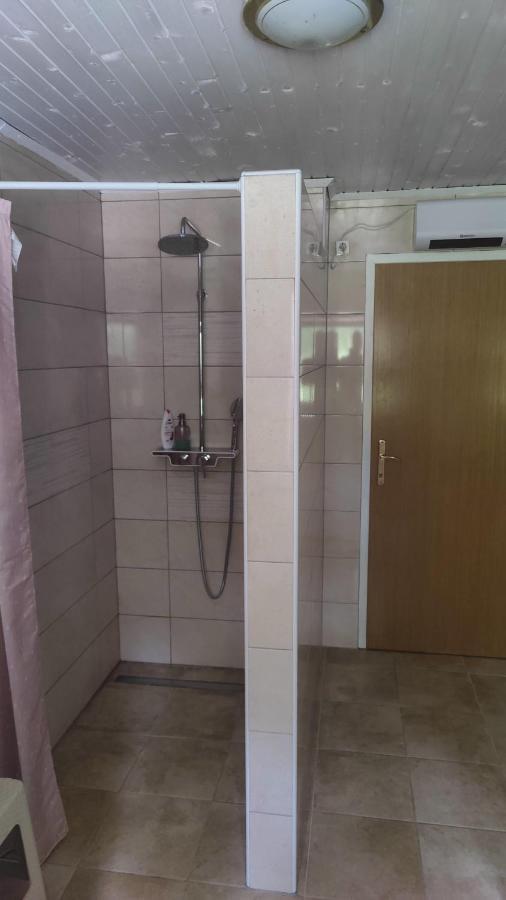 Celinka Rooms Raka Экстерьер фото